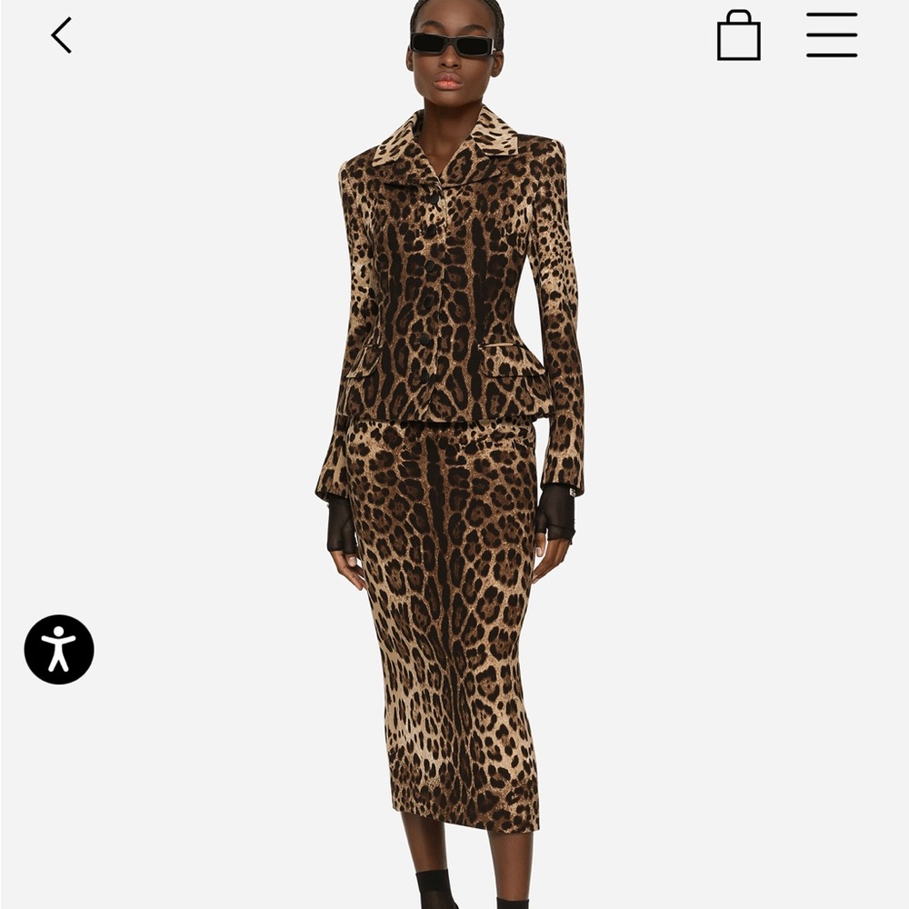 Dolce and Gabbana silk leopard print pencil skirt